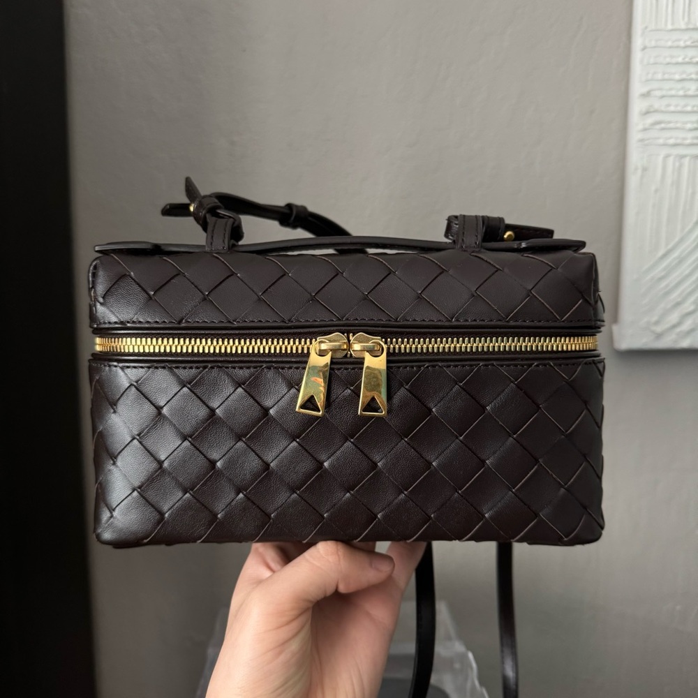 Bottega Veneta Bang Bang Intrecciato leather vanity case